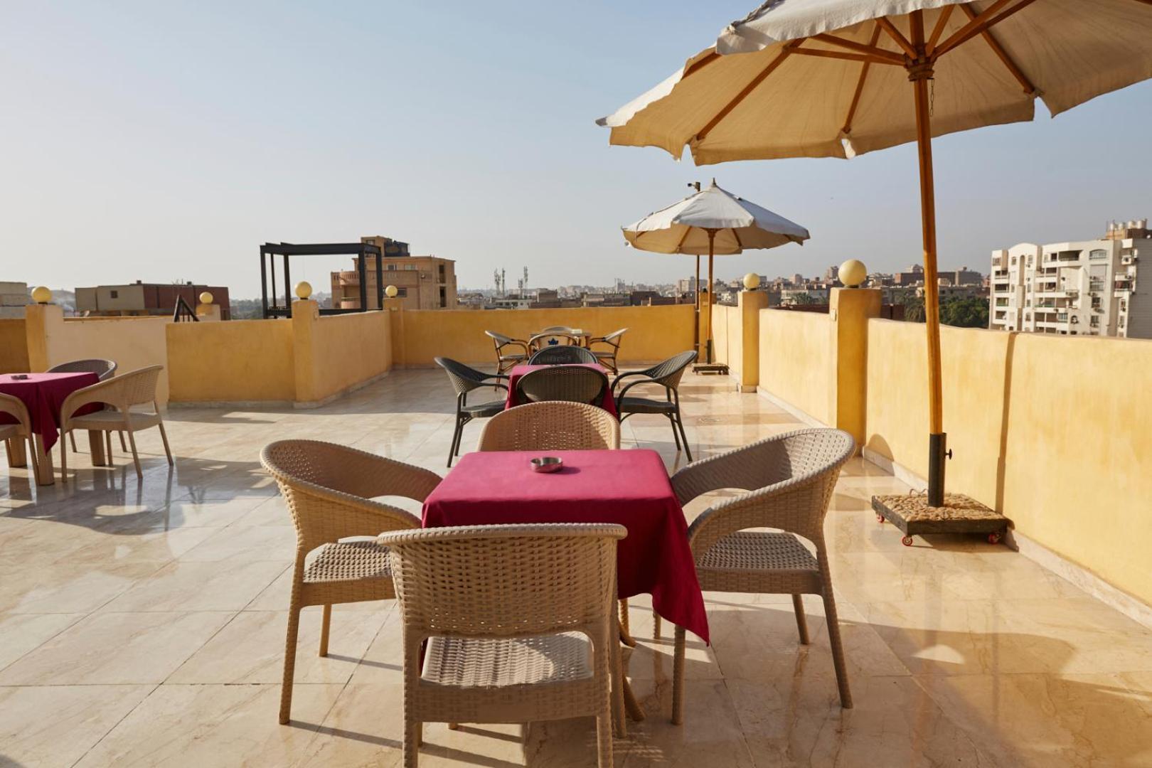 Grand Pyramid View Hotel Kafret el-Gabal Kültér fotó