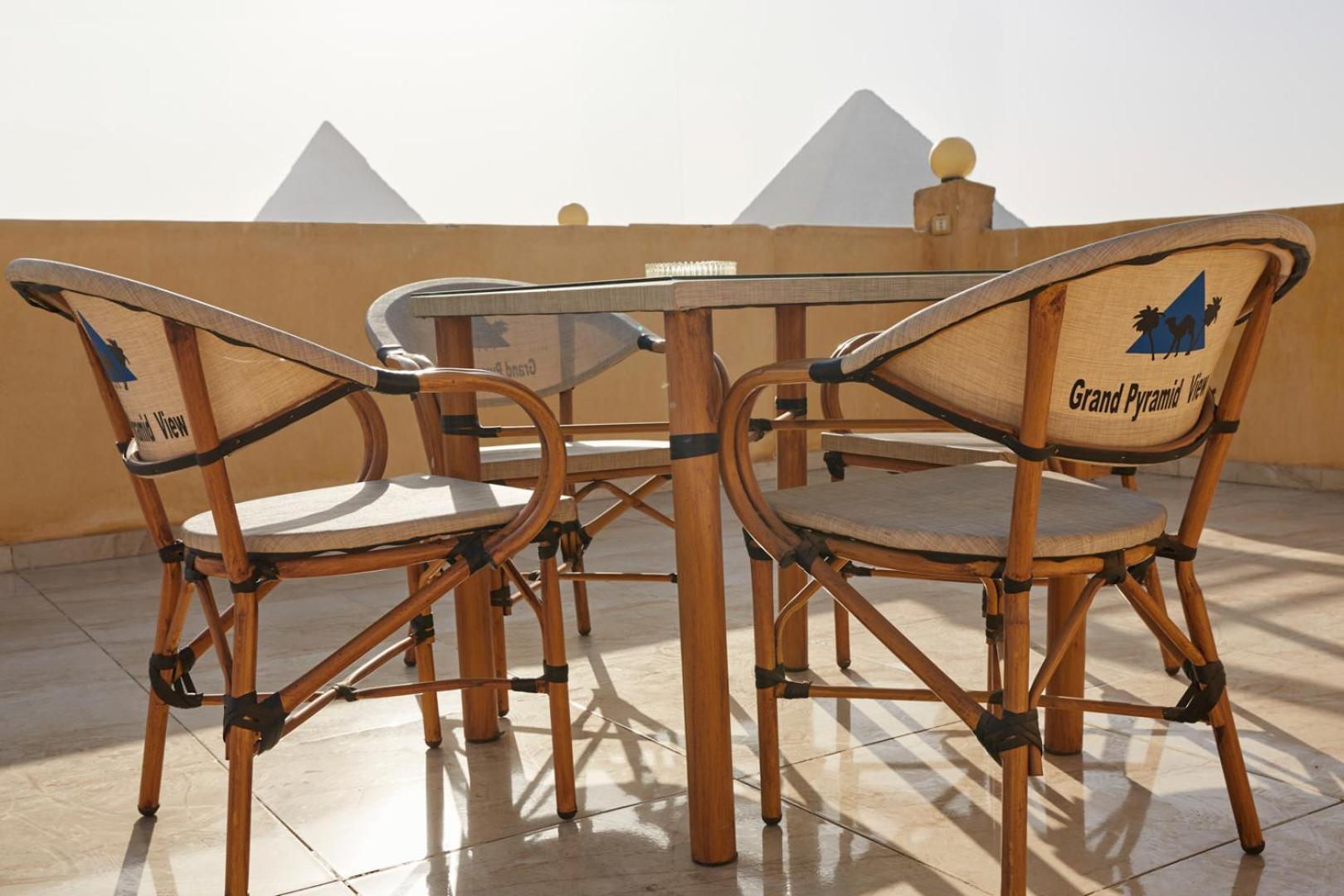 Grand Pyramid View Hotel Kafret el-Gabal Kültér fotó