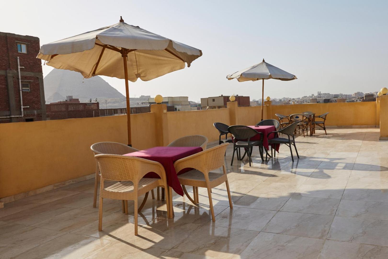 Grand Pyramid View Hotel Kafret el-Gabal Kültér fotó