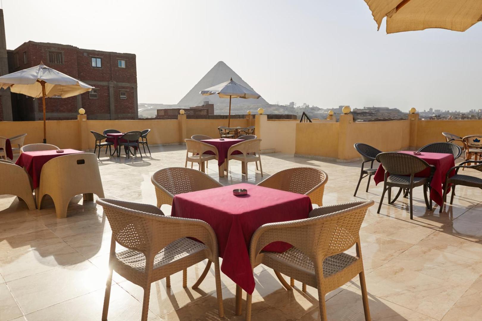 Grand Pyramid View Hotel Kafret el-Gabal Kültér fotó