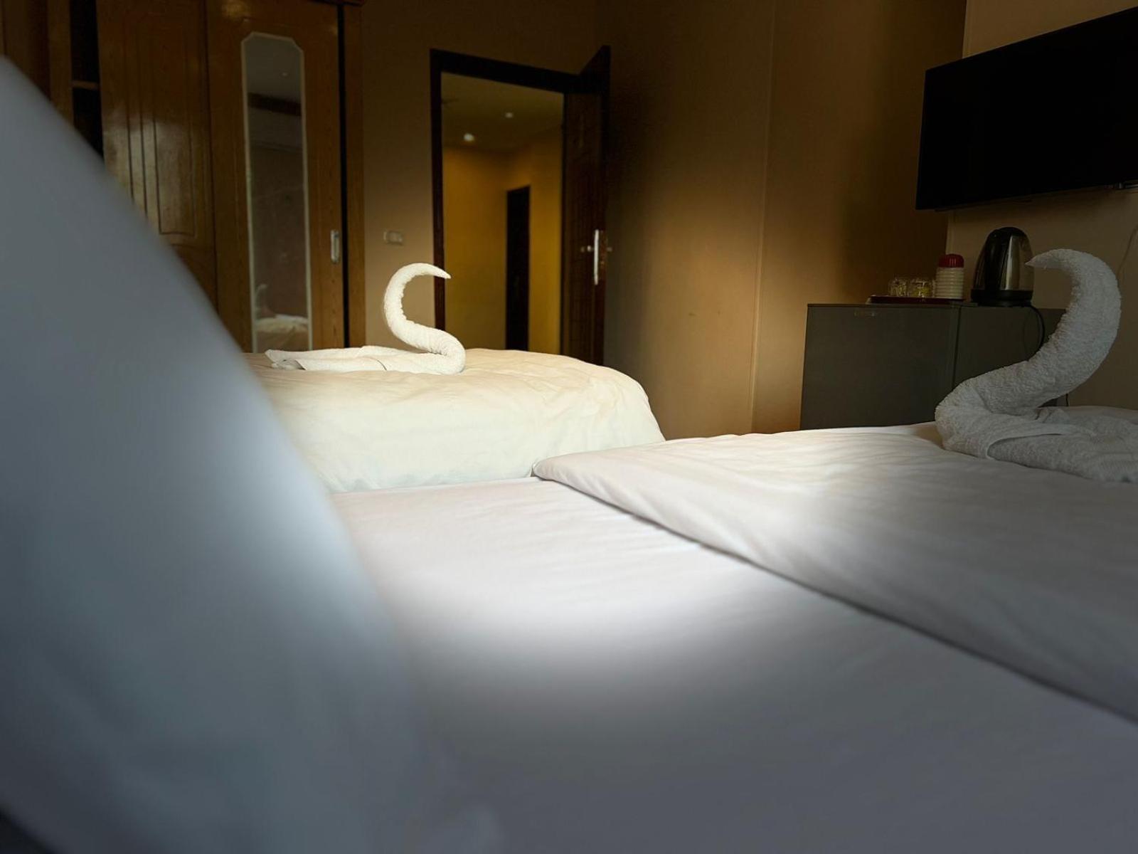 Grand Pyramid View Hotel Kafret el-Gabal Kültér fotó